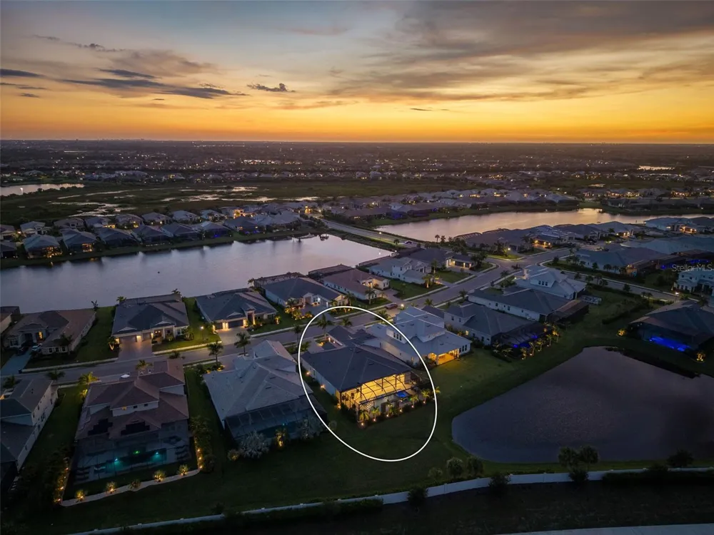 8207 NEVIS RUN Lakewood Ranch, FL 34202