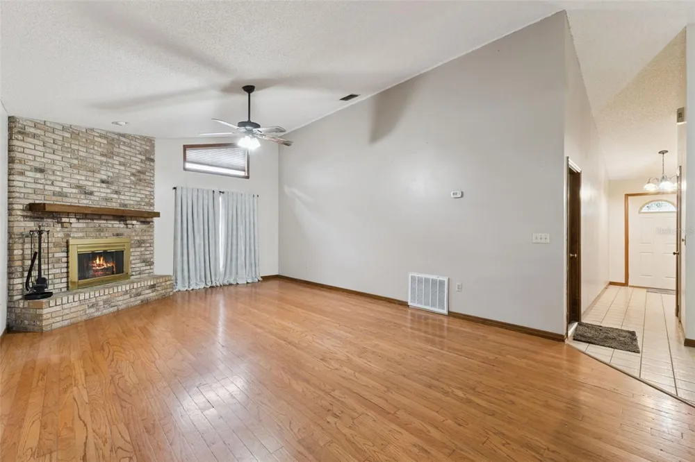 217 HARBOR DRIVE Winter Garden, FL 34787