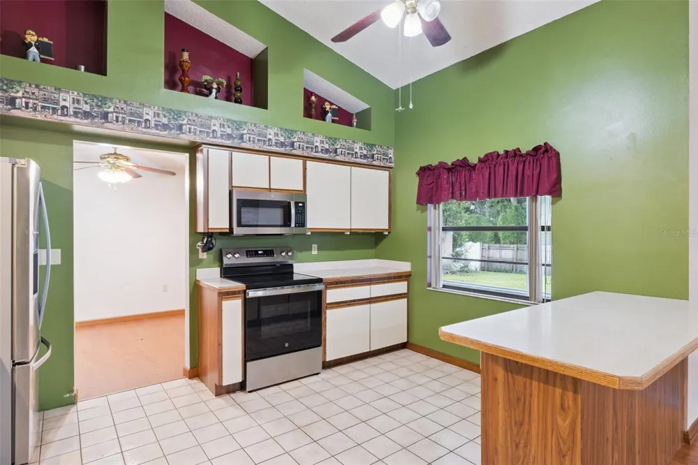 217 HARBOR DRIVE Winter Garden, FL 34787