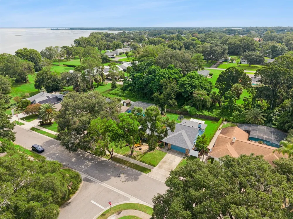 217 HARBOR DRIVE Winter Garden, FL 34787