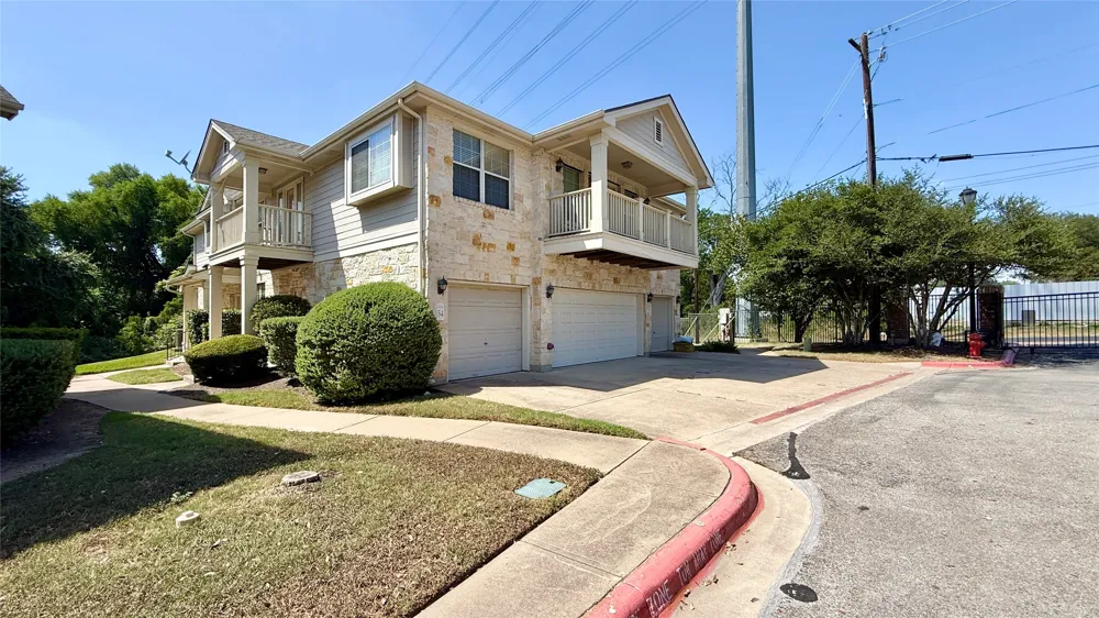 1900 Scofield Ridge Parkway #5403 Austin, TX 78727
