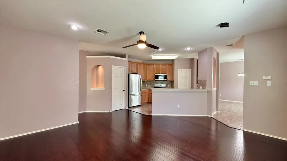 1900 Scofield Ridge Parkway #5403 Austin, TX 78727