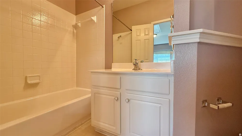 1900 Scofield Ridge Parkway #5403 Austin, TX 78727