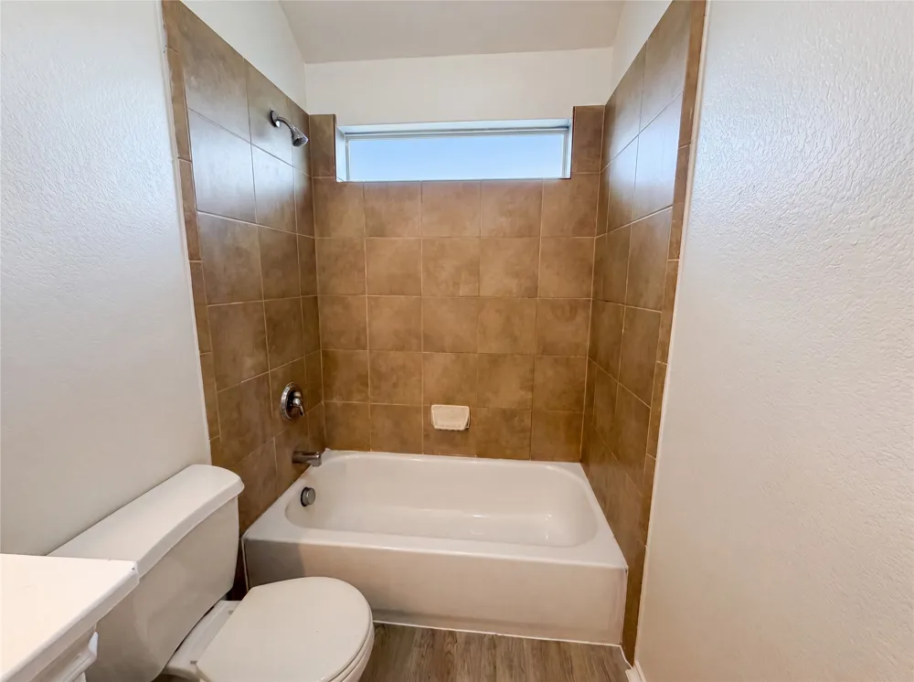 142 Snow Owl Hollow Buda, TX 78610
