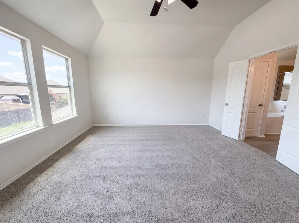 142 Snow Owl Hollow Buda, TX 78610
