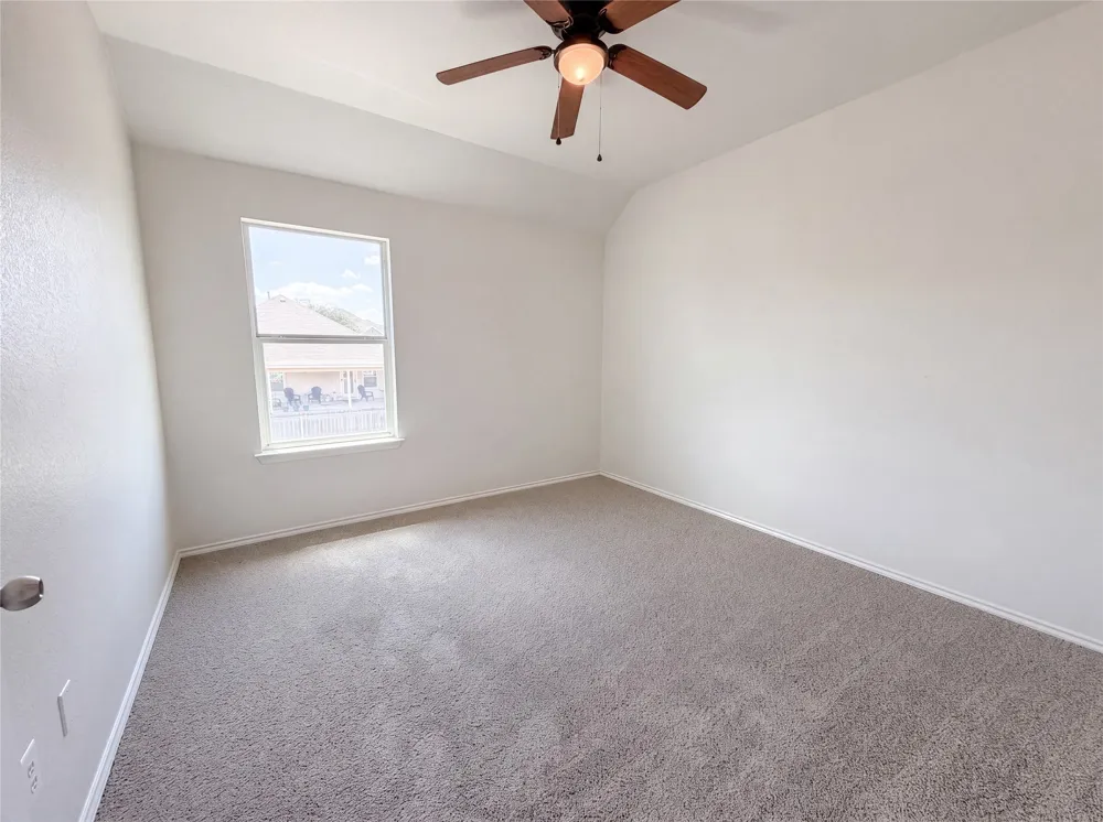 142 Snow Owl Hollow Buda, TX 78610