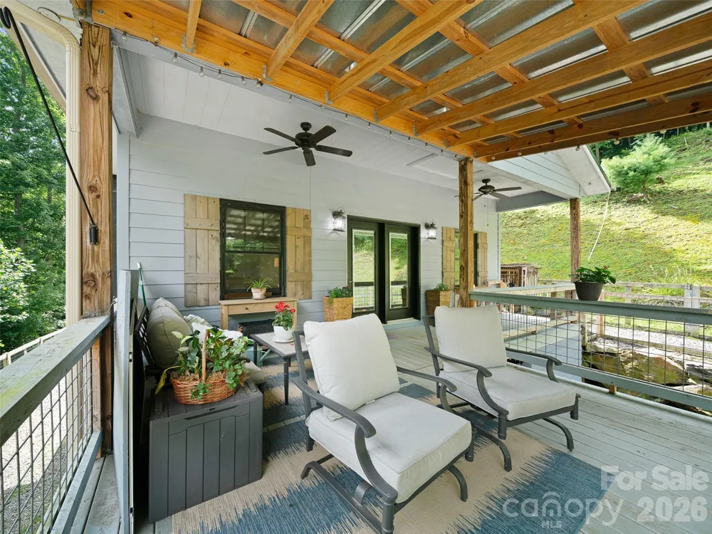 1523 Roaring Fork Road Burnsville, NC 28714