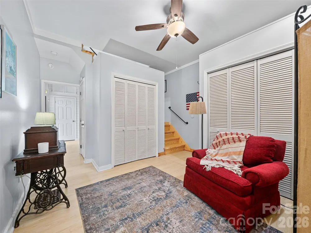 1523 Roaring Fork Road Burnsville, NC 28714