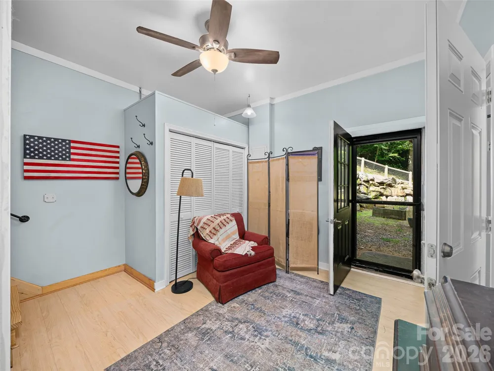 1523 Roaring Fork Road Burnsville, NC 28714