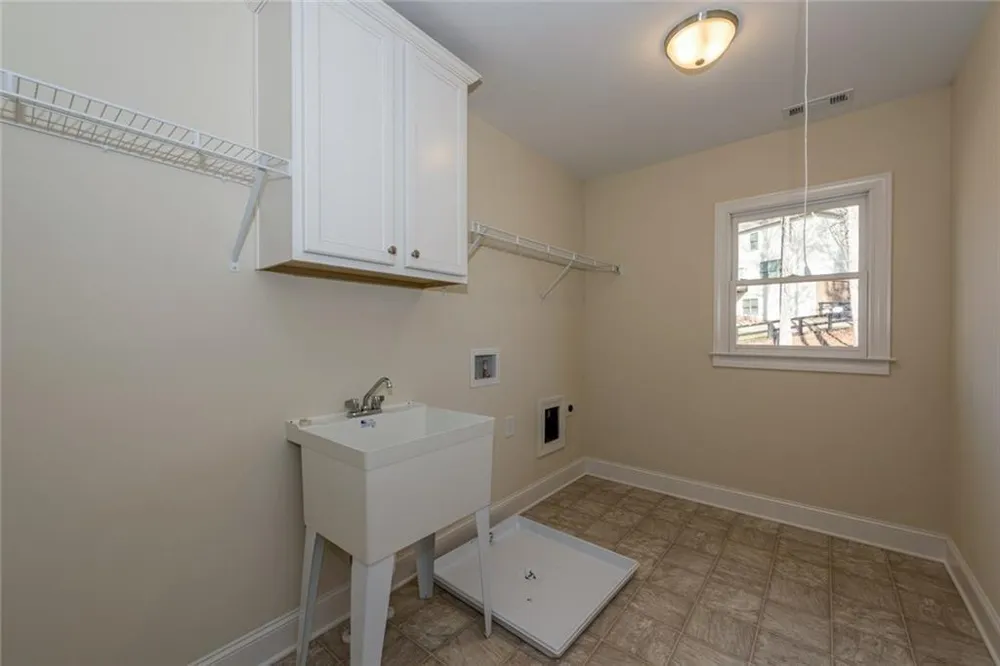 6220 Leeward Tide Court Cumming, GA 30041