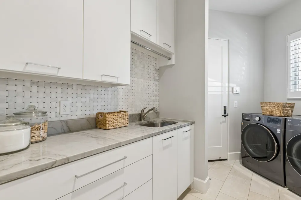 9 Catalonia Drive Westlake, TX 76262
