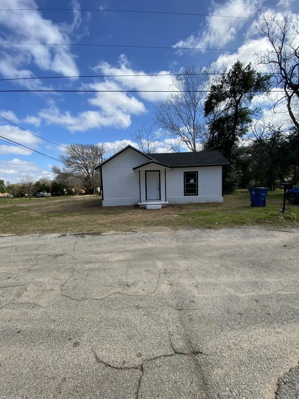 801 Walnut Street Trinidad, TX 75163