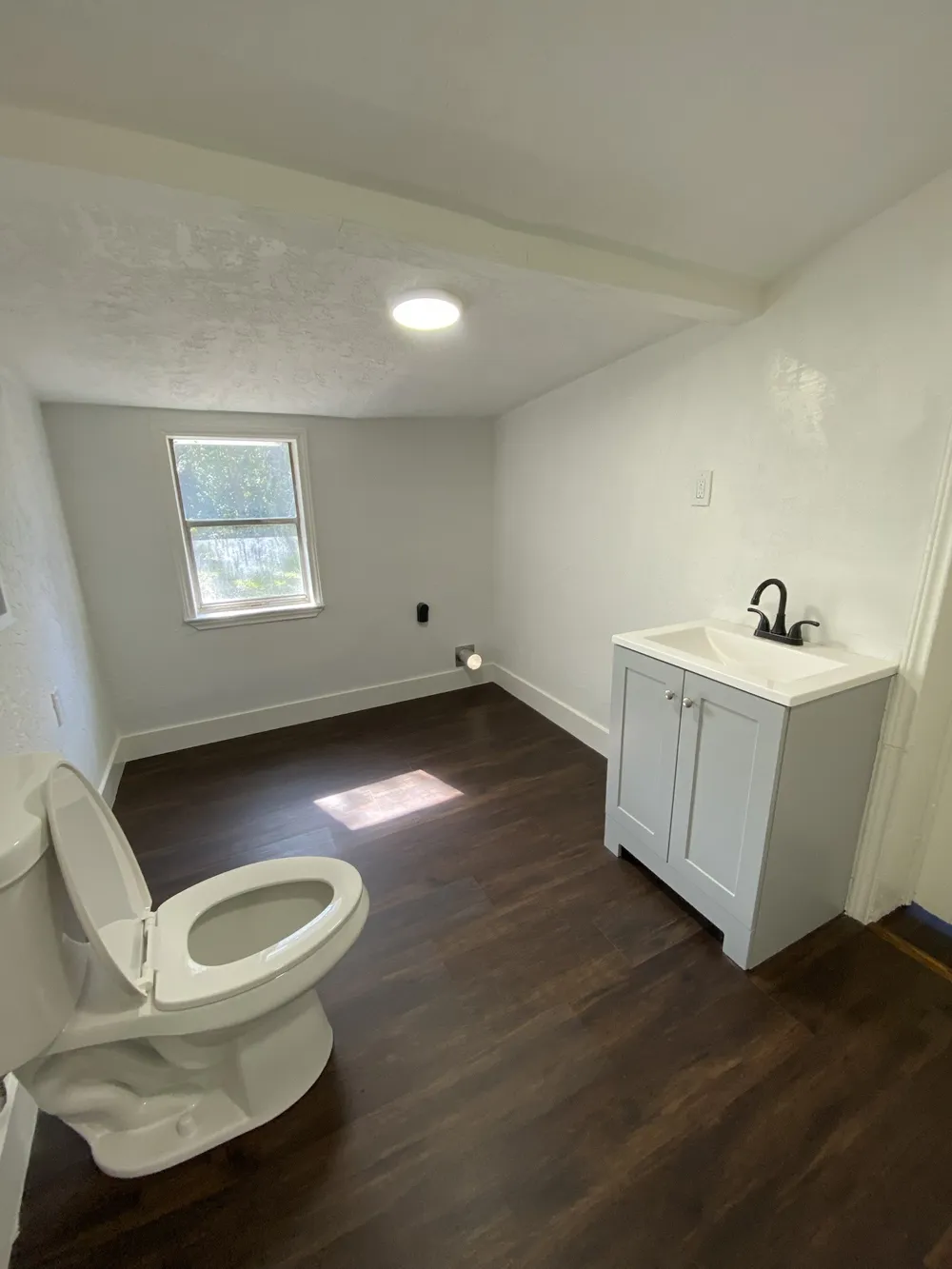 801 Walnut Street Trinidad, TX 75163