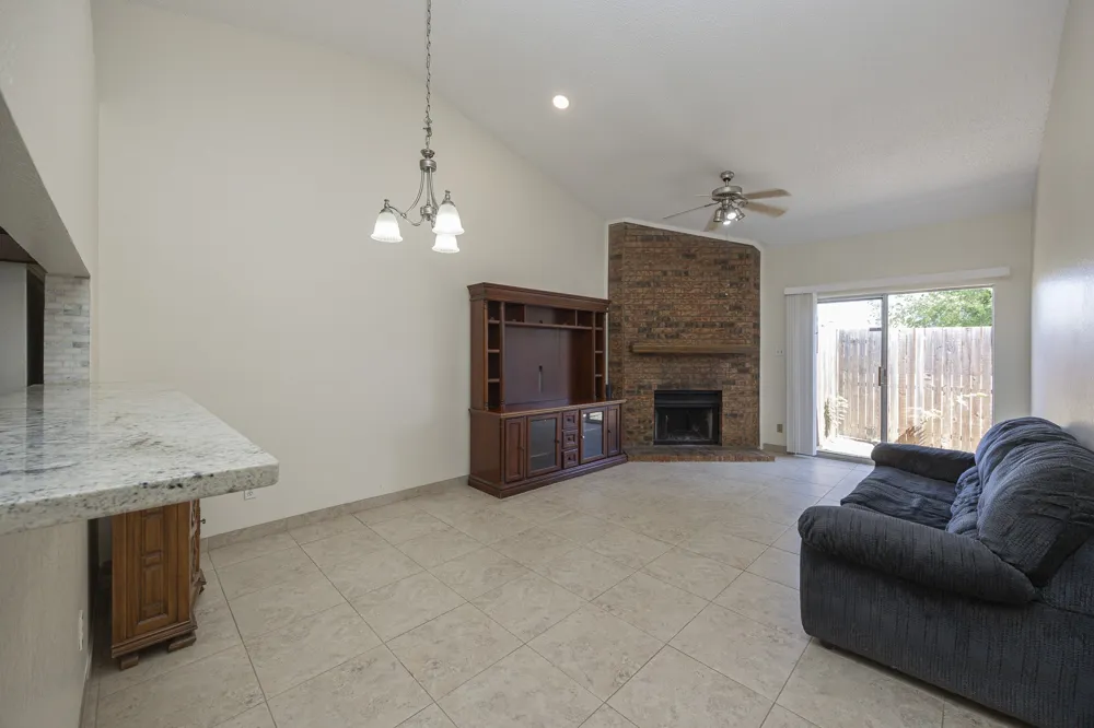 3801 14th Street #403 Plano, TX 75074