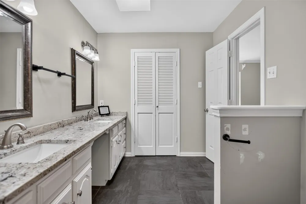 917 Francis Street Lancaster, TX 75146