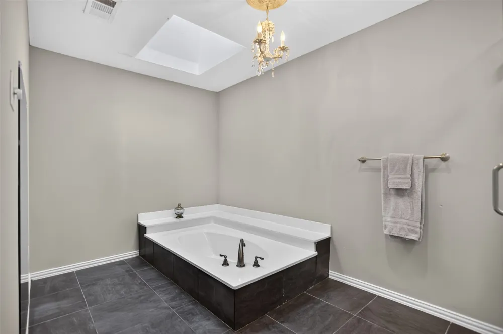 917 Francis Street Lancaster, TX 75146