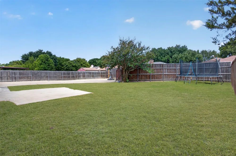 917 Francis Street Lancaster, TX 75146