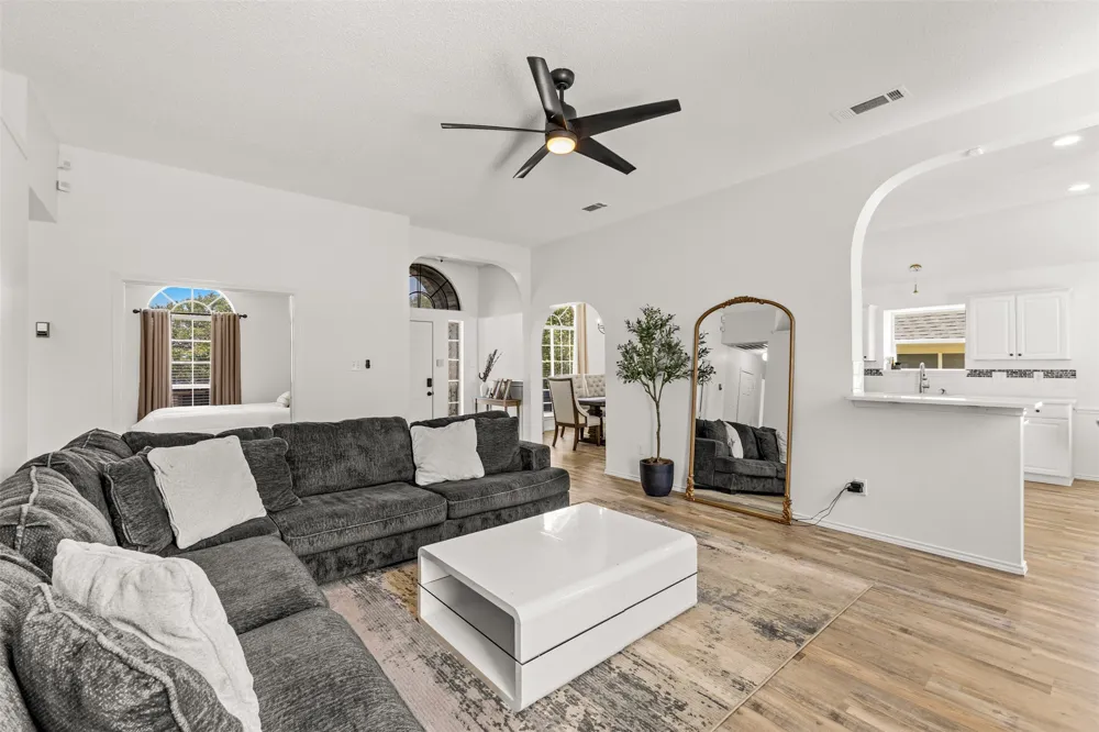 1938 Woodglen Drive Mesquite, TX 75149