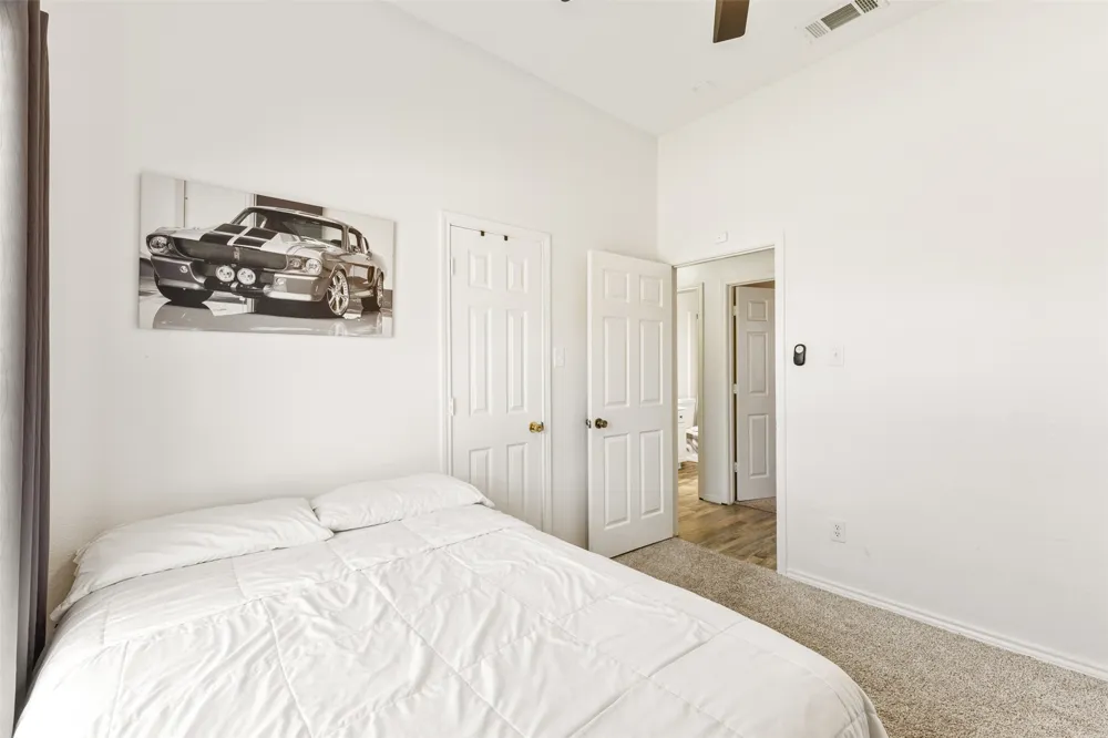 1938 Woodglen Drive Mesquite, TX 75149