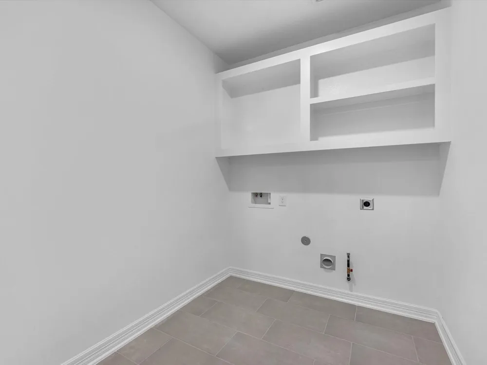 7803 Topaz Ridge Drive Angleton, TX 77515