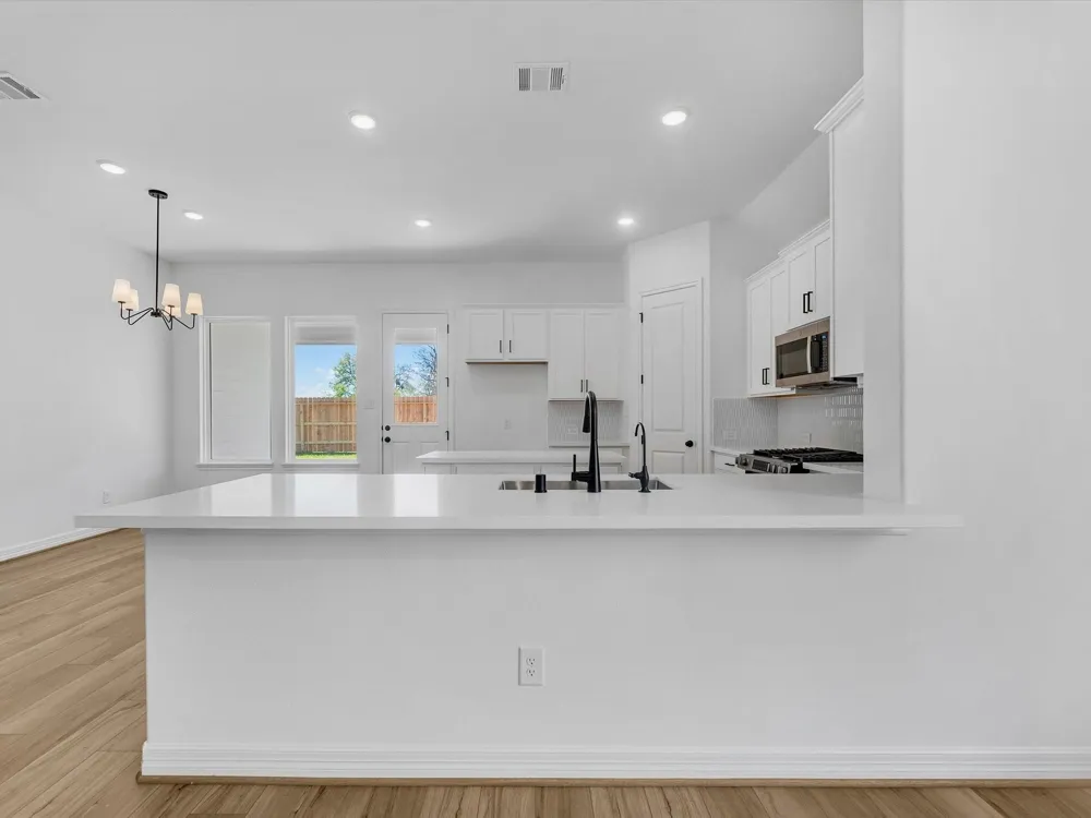 7803 Topaz Ridge Drive Angleton, TX 77515