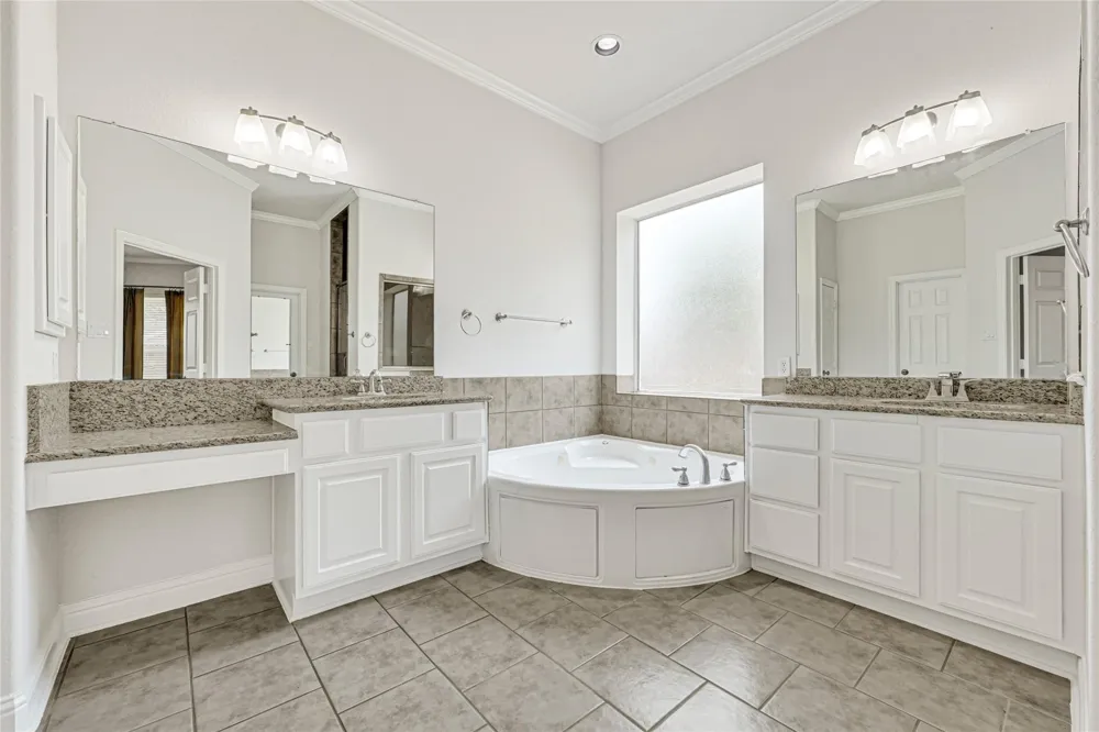 13310 Pecan Walk Lane Sugar Land, TX 77498