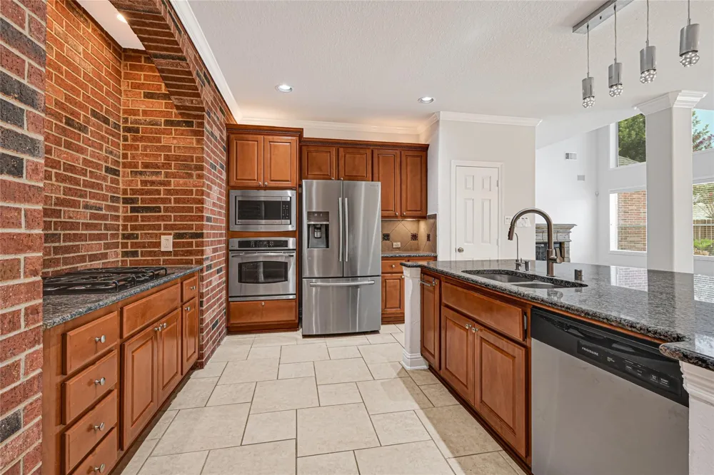 13310 Pecan Walk Lane Sugar Land, TX 77498