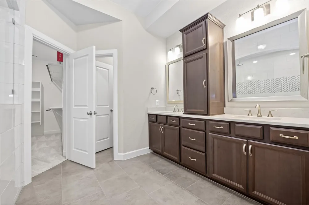 11924 Stirling Row Lane Houston, TX 77082