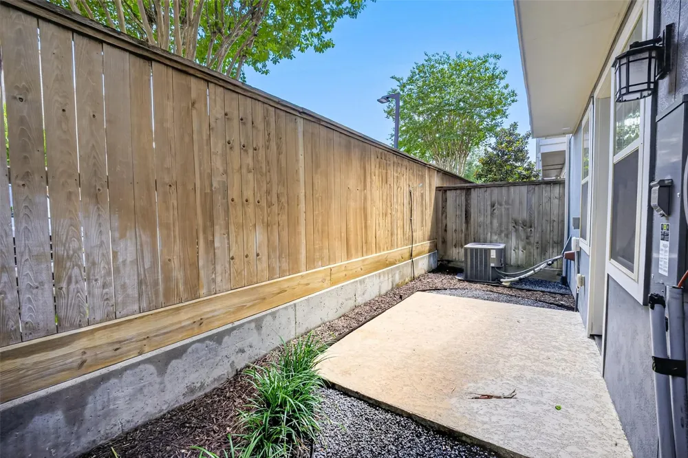 11924 Stirling Row Lane Houston, TX 77082