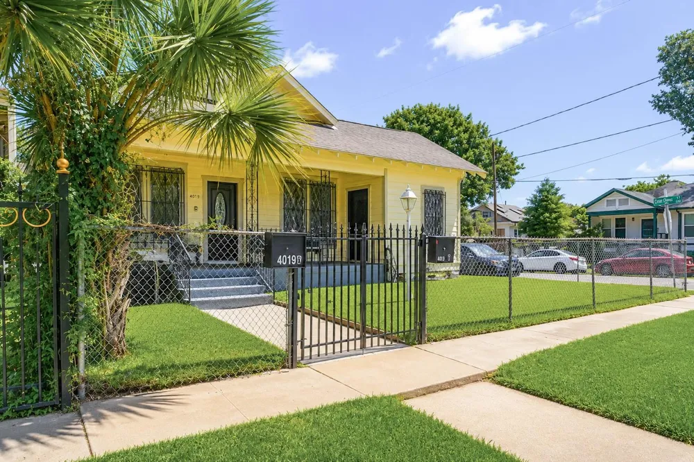 4019 Garrow Street Houston, TX 77003