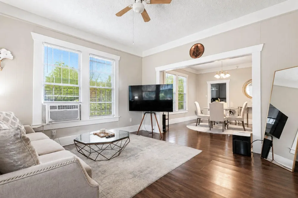 4019 Garrow Street Houston, TX 77003