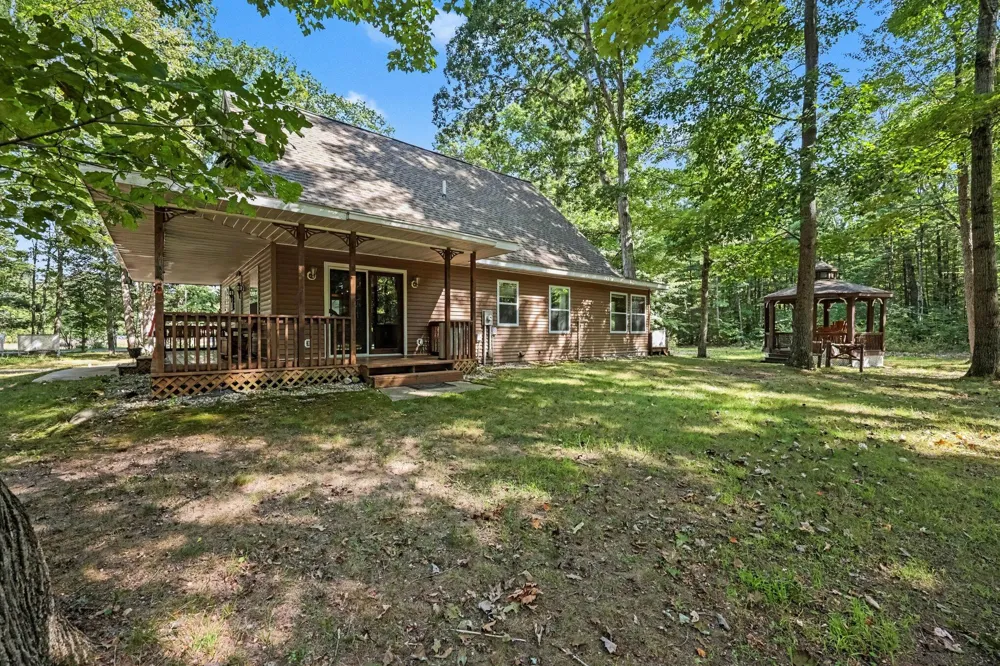 8123 Ferris Avenue Newaygo, MI 49337