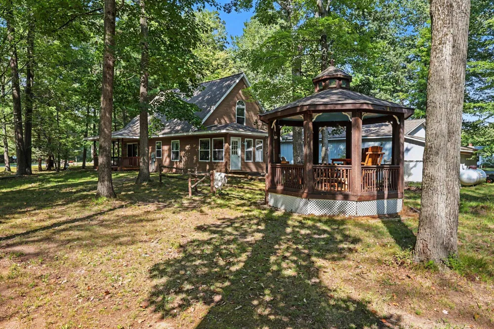 8123 Ferris Avenue Newaygo, MI 49337