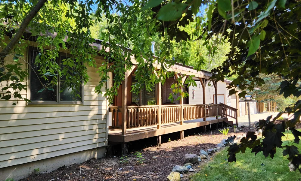 899 E 8th Street White Cloud, MI 49349