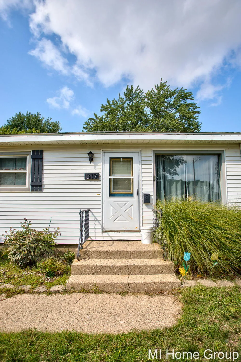 317 W 28th Street Holland, MI 49423