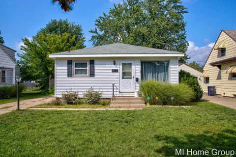 317 W 28th Street