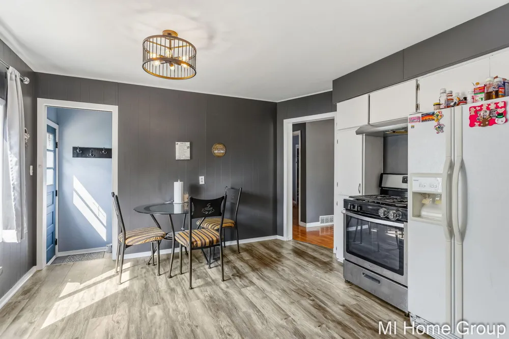 317 W 28th Street Holland, MI 49423