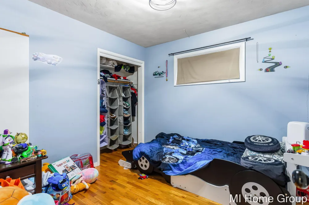 317 W 28th Street Holland, MI 49423