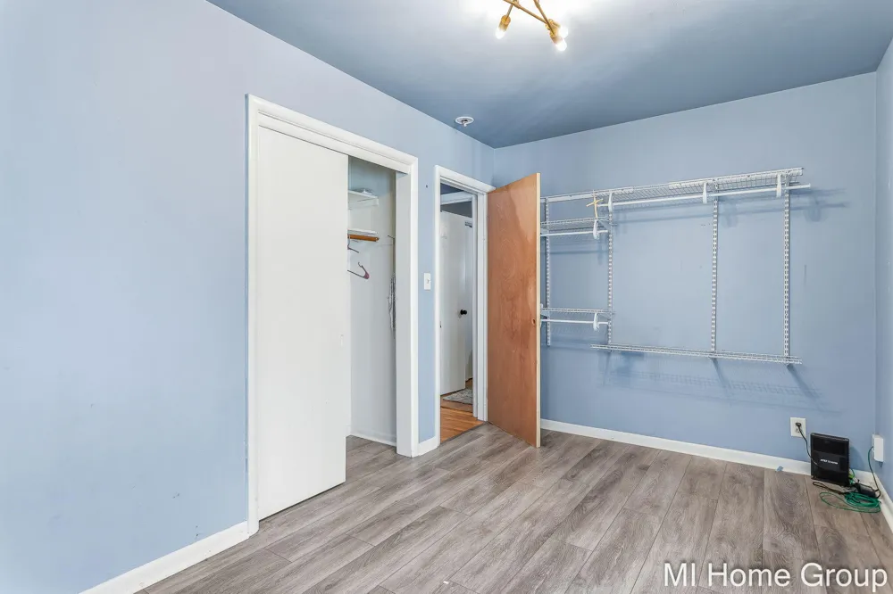 317 W 28th Street Holland, MI 49423