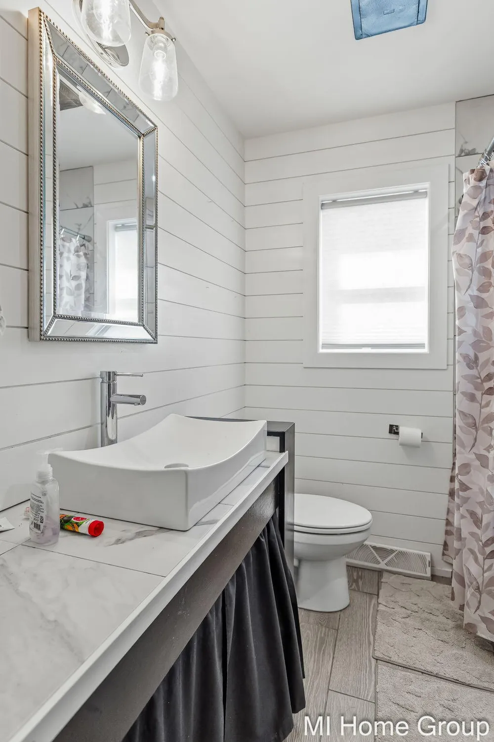 317 W 28th Street Holland, MI 49423