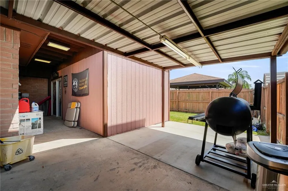1807 16th Street Mission, TX 78572