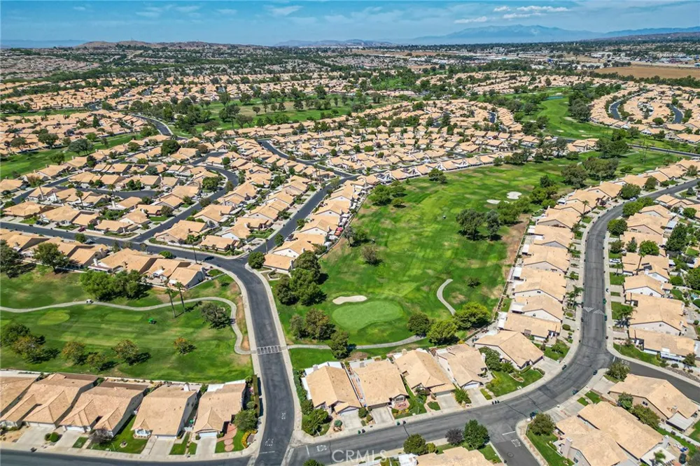 4929 Silverado Banning, CA 92220