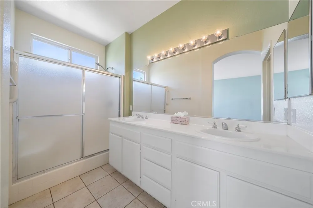 4929 Silverado Banning, CA 92220