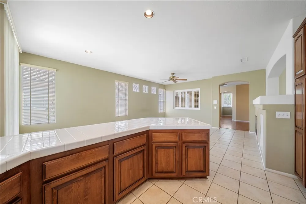 4929 Silverado Banning, CA 92220