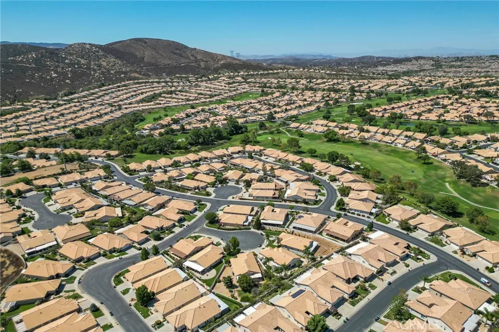 4929 Silverado Banning, CA 92220