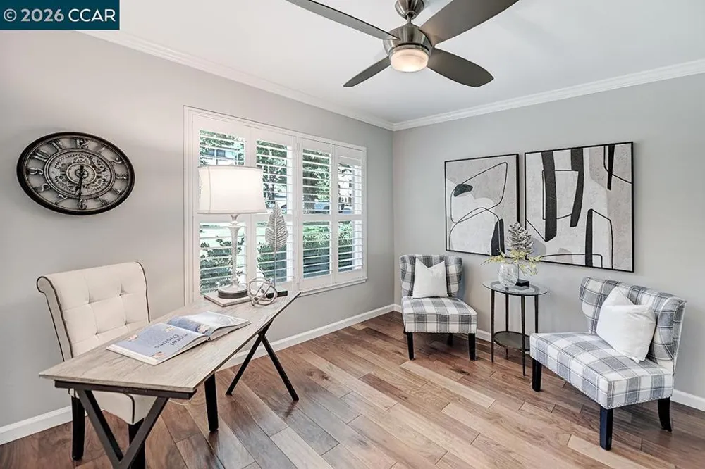 2301 Tice Creek Dr #5 Walnut Creek, CA 94595