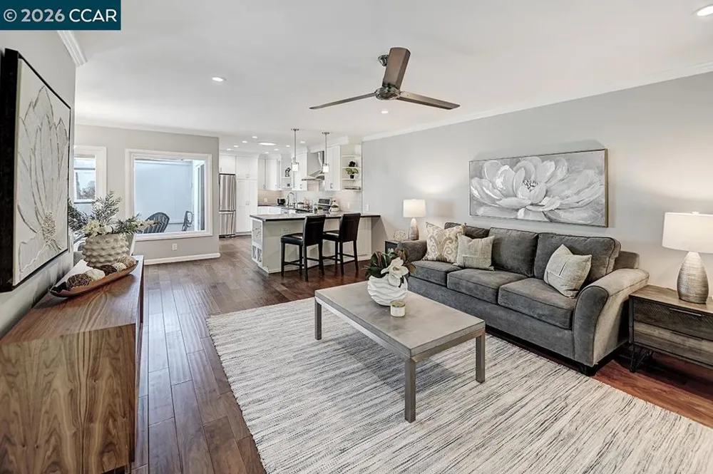2301 Tice Creek Dr #5 Walnut Creek, CA 94595