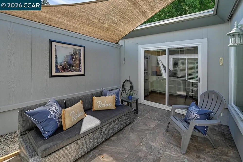 2301 Tice Creek Dr #5 Walnut Creek, CA 94595
