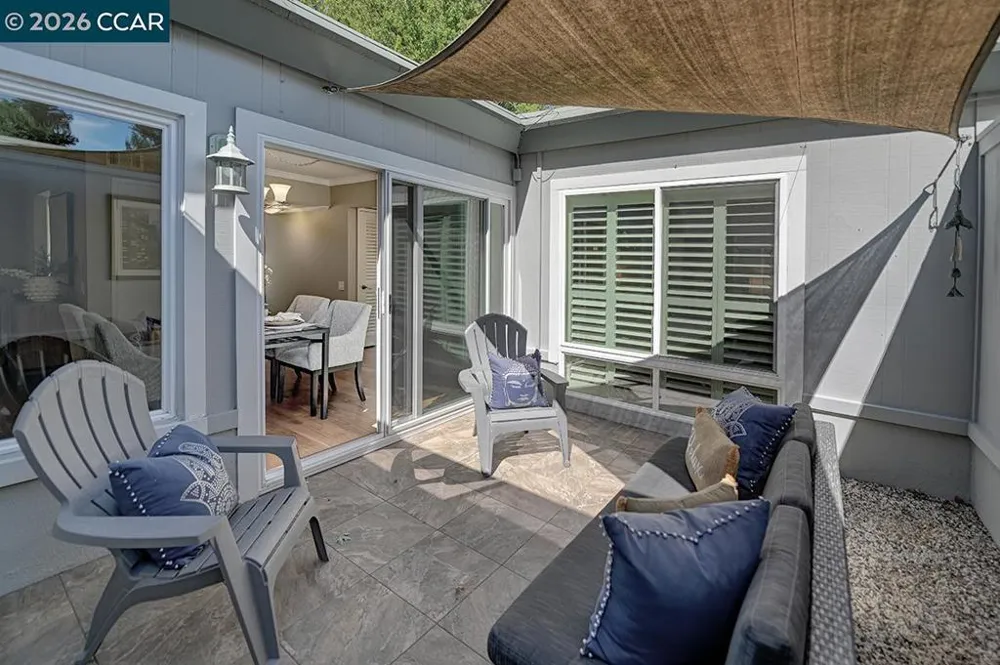 2301 Tice Creek Dr #5 Walnut Creek, CA 94595
