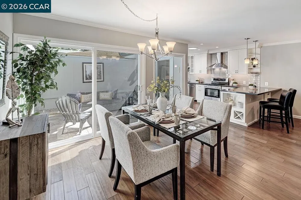 2301 Tice Creek Dr #5 Walnut Creek, CA 94595
